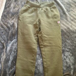 Men’s green champion sweatpants